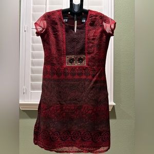 Red georgette tunic with lining